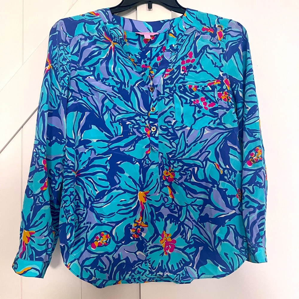 Lilly Pulitzer Mai Tai long sleeve shirt- size M